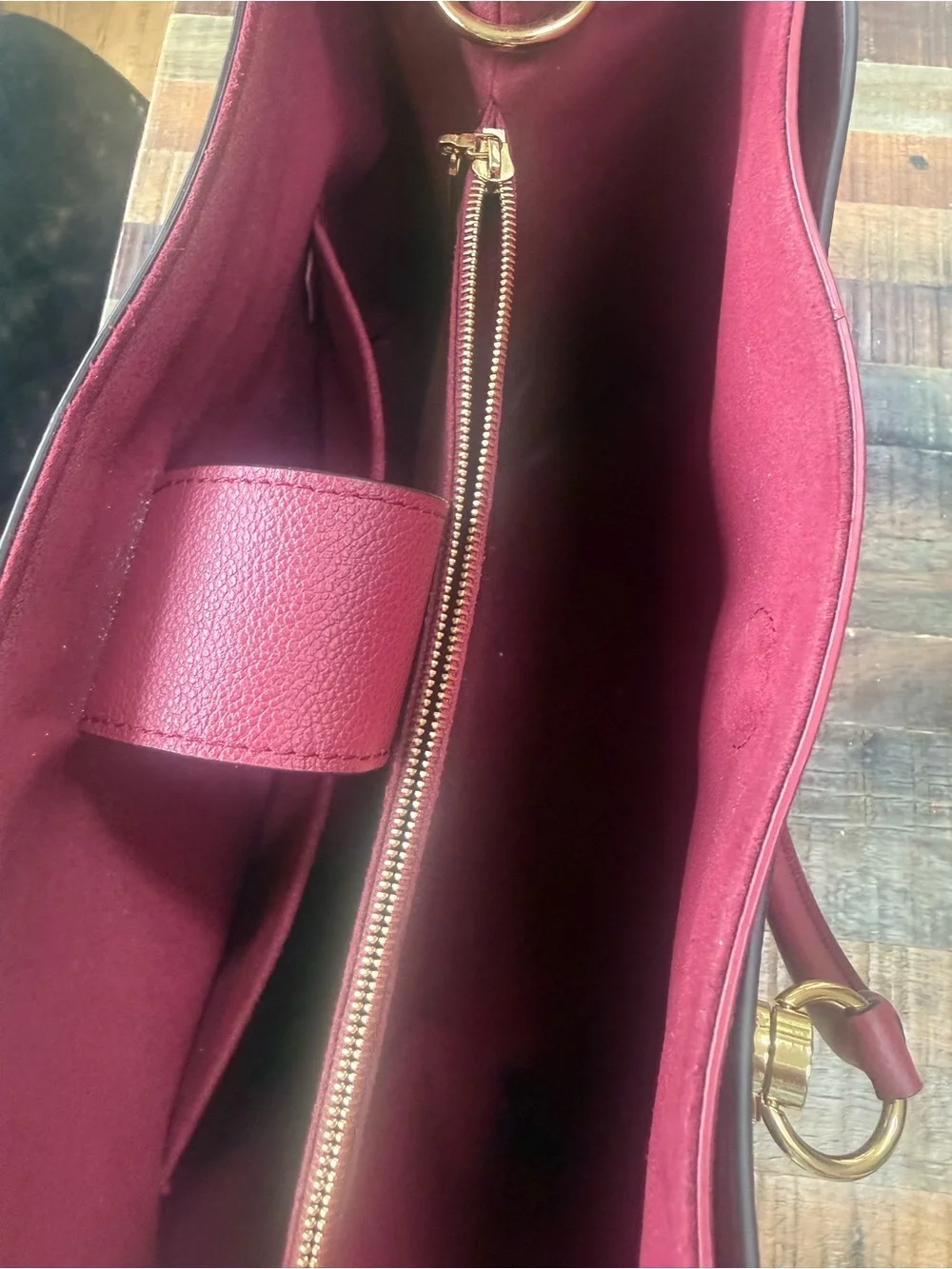 Louis Vuitton Riverside Damier Ebene Canvas Tote with Burgundy Trim - Picture 4 of 8